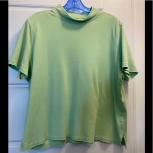 Appleseed’s short-sleeve mock neck top, size PXL